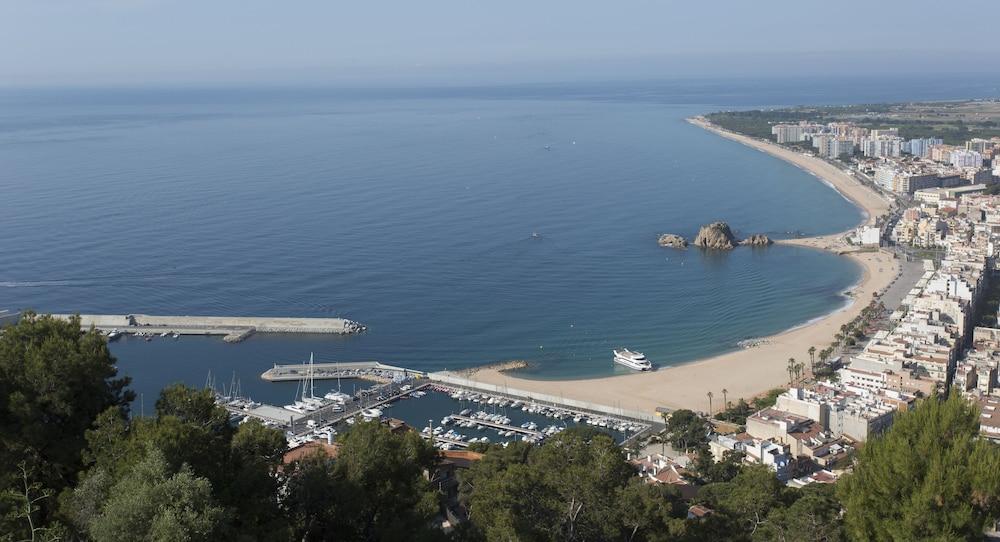 Pierre & Vacances Blanes Playa Luaran gambar